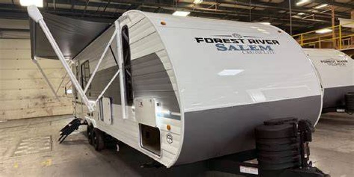 Are there any problems with Forest River Salem cruise Lite?