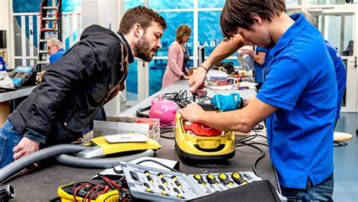 Can a RV repair shop send a technician?