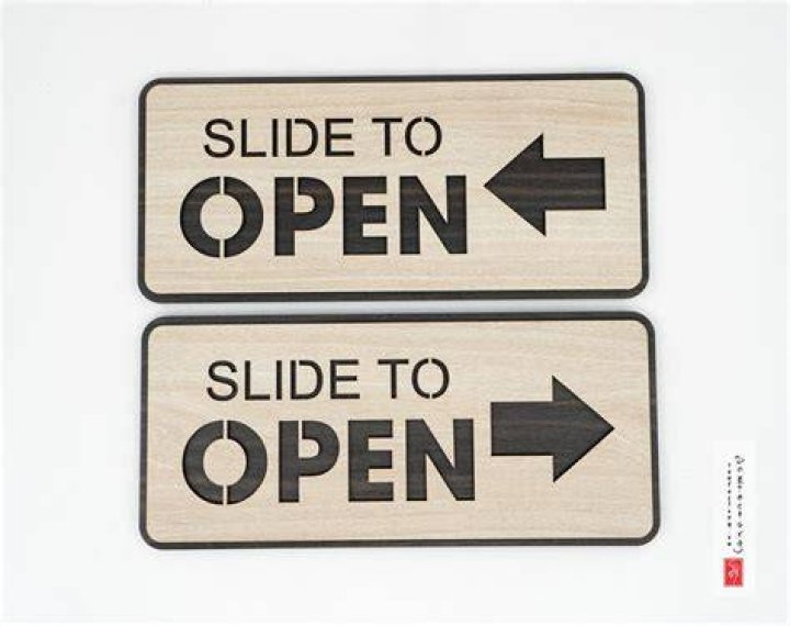 Can a slide out slide out all at once?