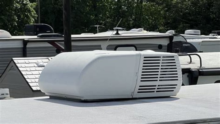 Can RV air conditioners be repaired?