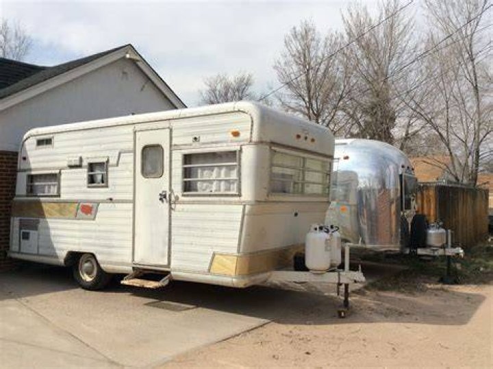 How old is Holiday Rambler Aluma Lite travel trailer?