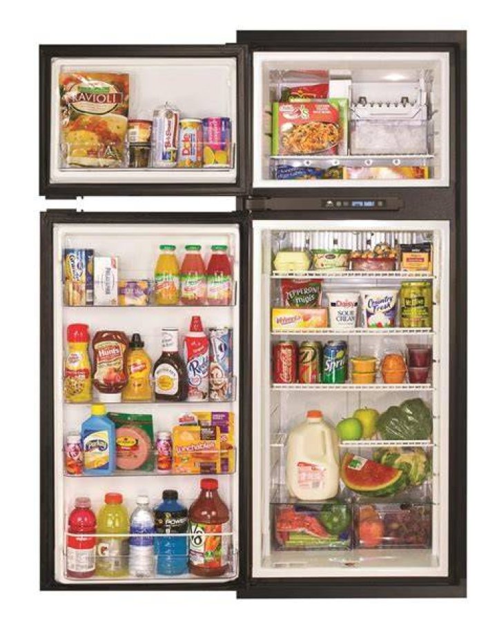 Is there a 3 way version of the polar N8X fridge?