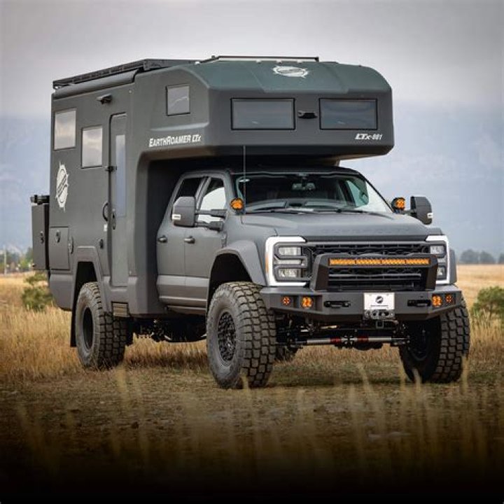 What kind of brake lights do RV campers use?