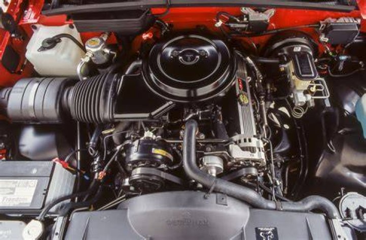 What kind of engine is a 1988 Chevy 454?