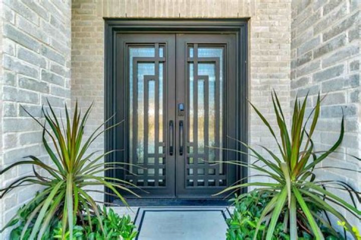 What kind of lock broke on my side entry door?