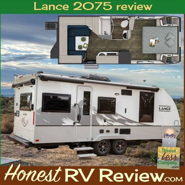 What kind of roof does a lance travel trailer use?
