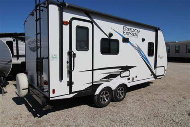 What kind of trailer is Freedom Express ultra lite?