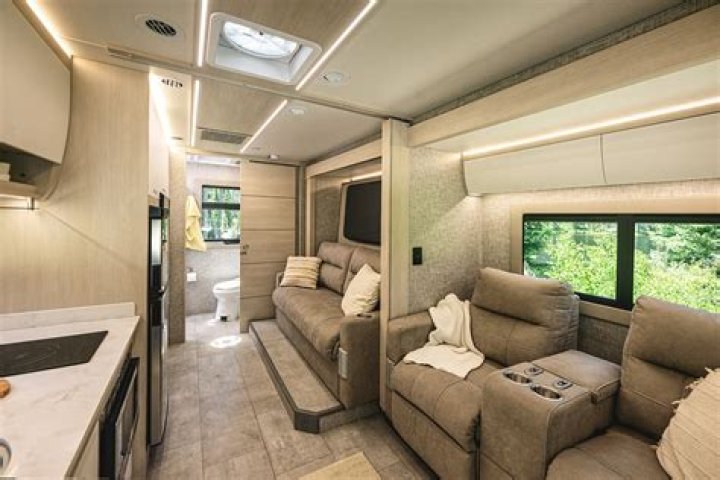 What to look for in a Wayfarer motorhome?