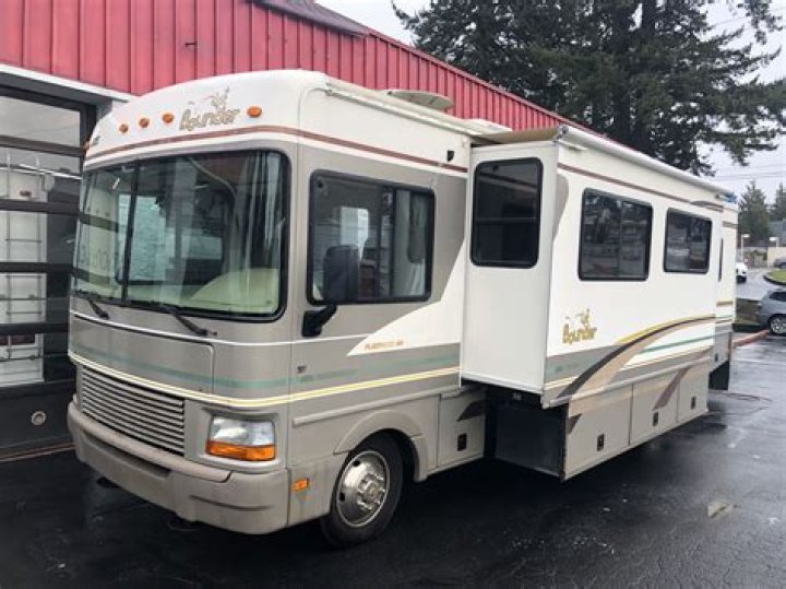 Where can I buy 2000 Fleetwood Bounder parts?